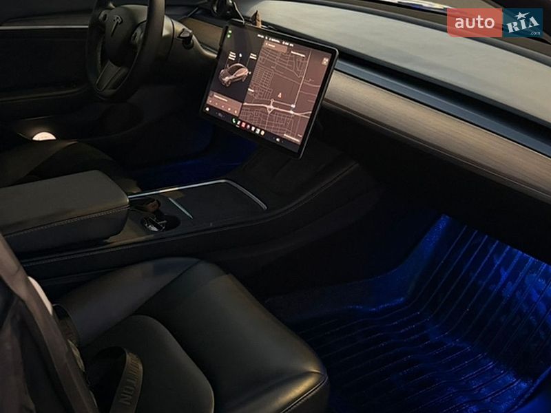 Седан Tesla Model 3 2018 в Борисполе