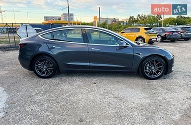 Седан Tesla Model 3 2018 в Луцке