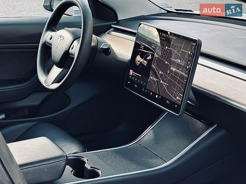 Седан Tesla Model 3 2020 в Кропивницком фото 2 Седан Tesla Model 3 2020 в Кропивницком