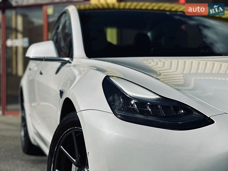 Седан Tesla Model 3 2020 в Кропивницком фото 12 Седан Tesla Model 3 2020 в Кропивницком