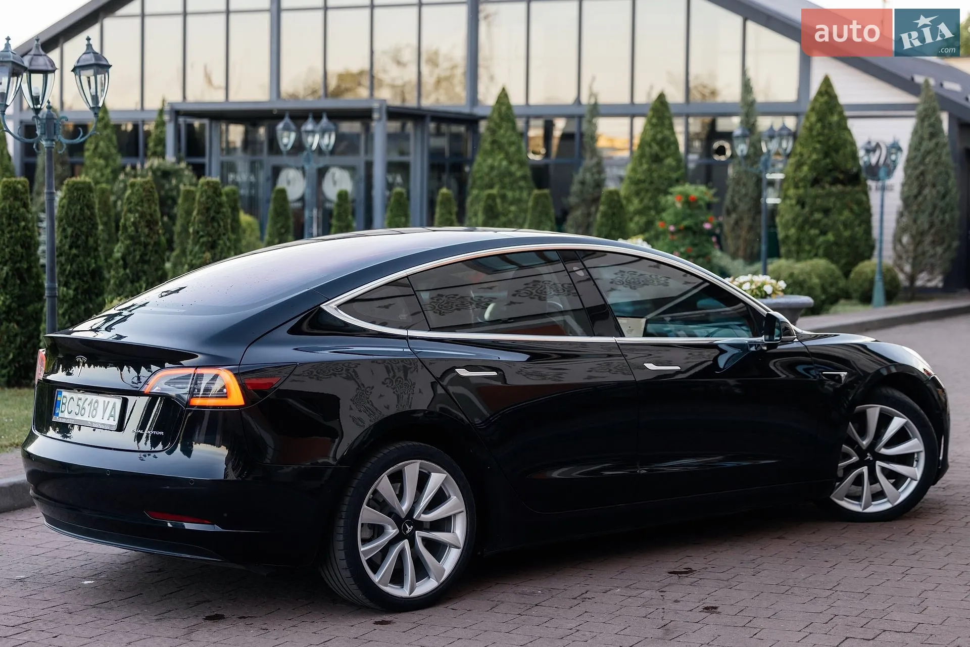2018 Tesla Model 3 - мініатюра 10