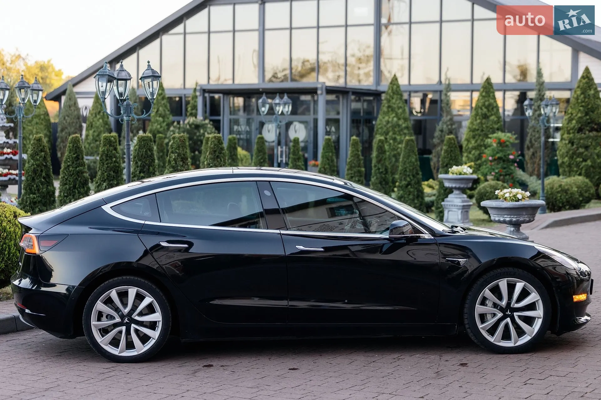 2018 Tesla Model 3 - мініатюра 13