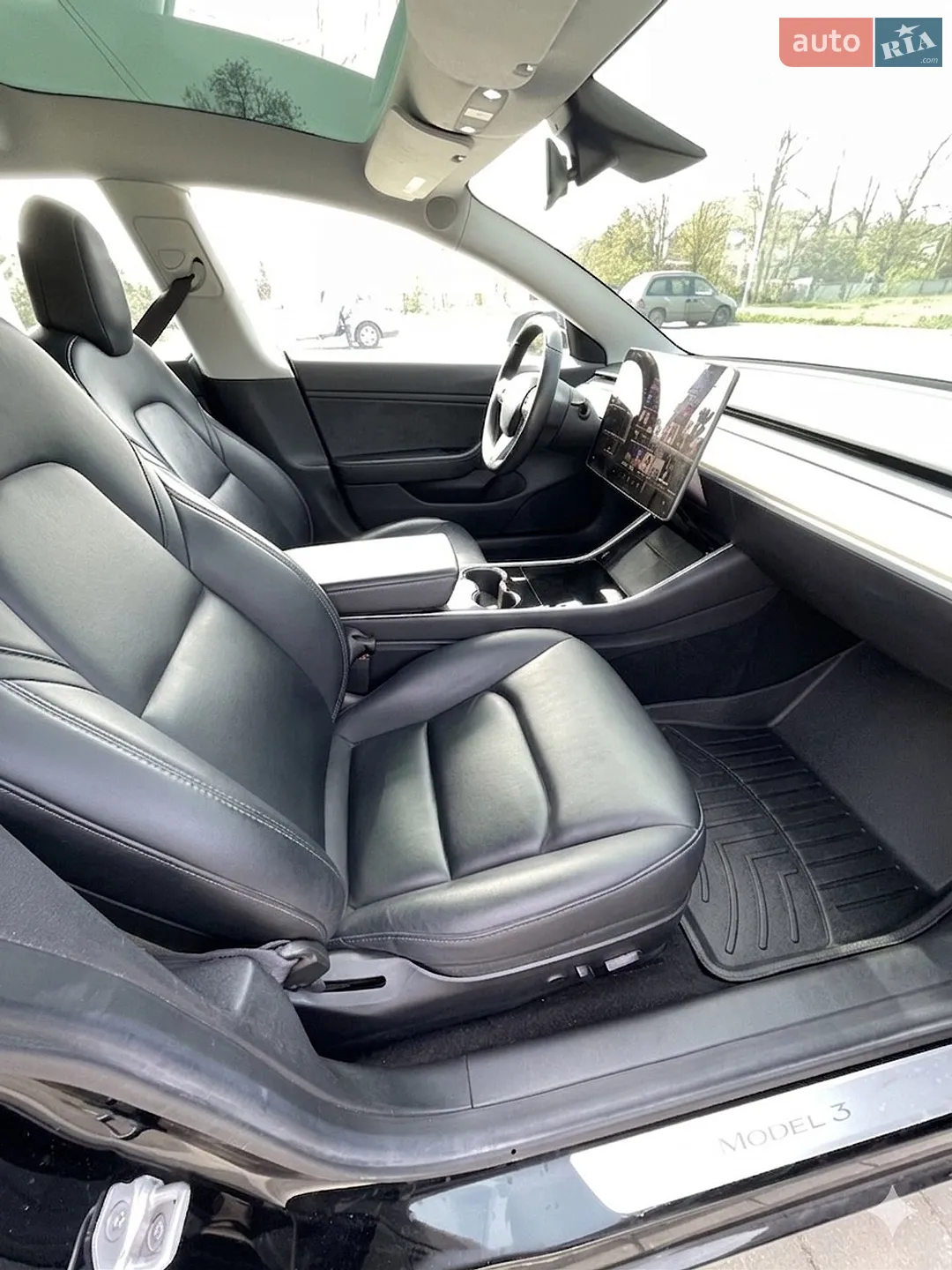 2019 Tesla Model 3 - мініатюра 3