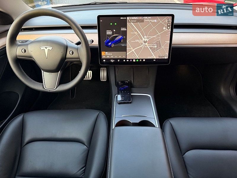 Седан Tesla Model 3 2021 в Києві