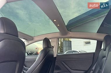 Седан Tesla Model 3 2018 в Кременчуге