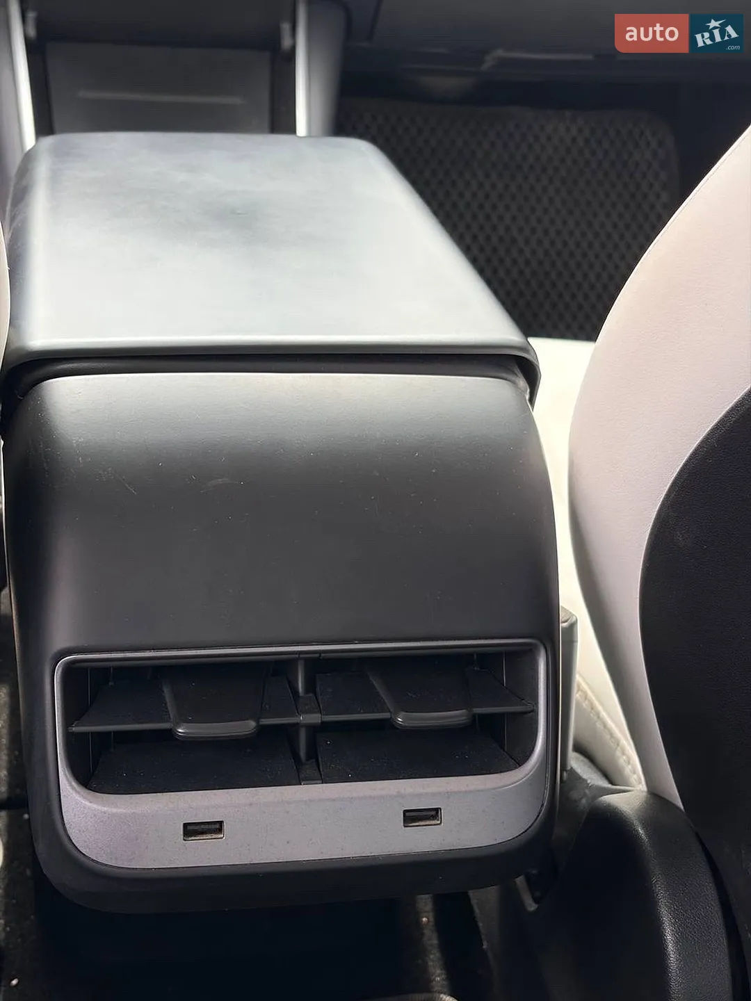 2019 Tesla Model 3 - мініатюра 18