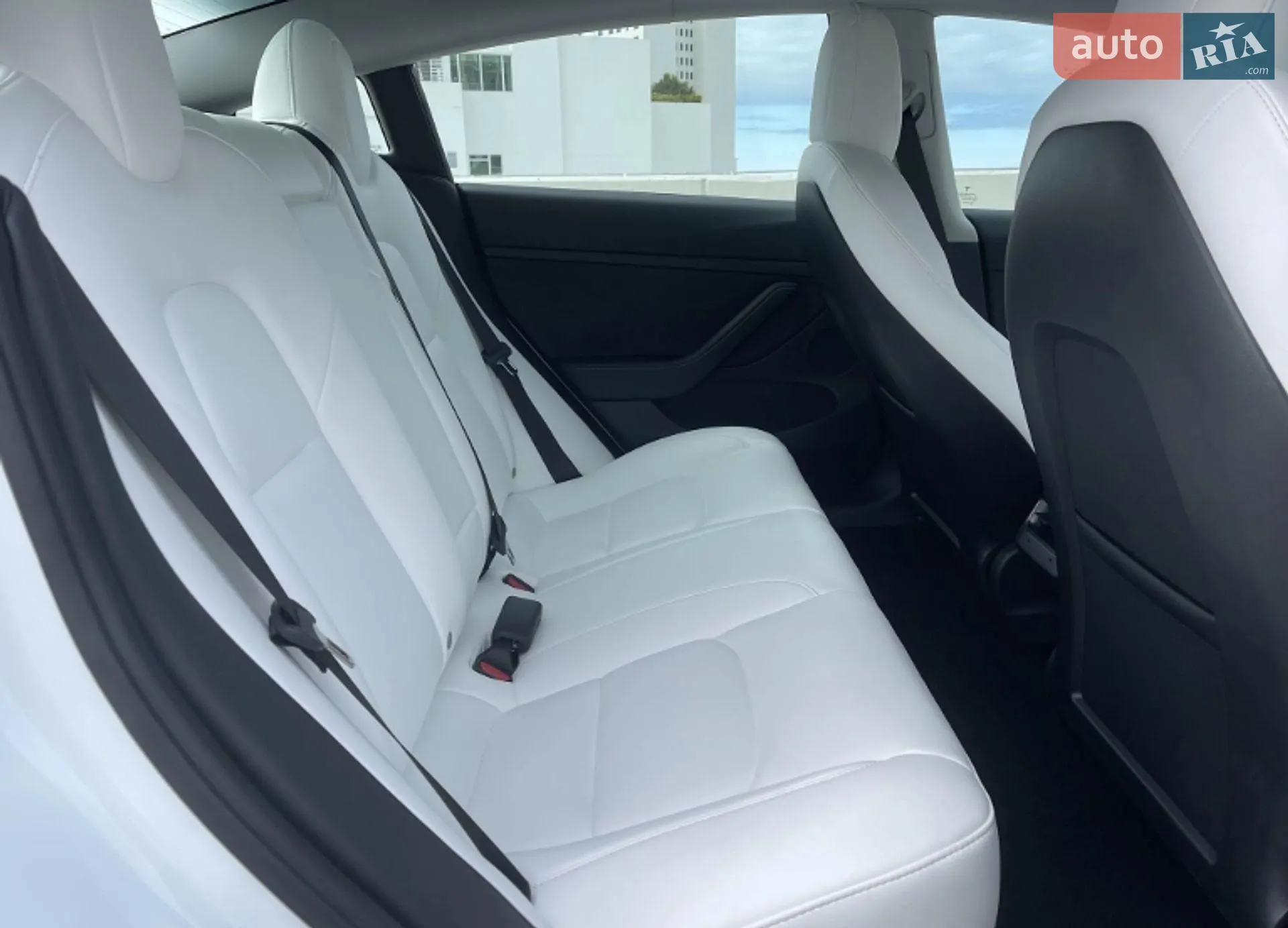 2022 Tesla Model 3 - мініатюра 10