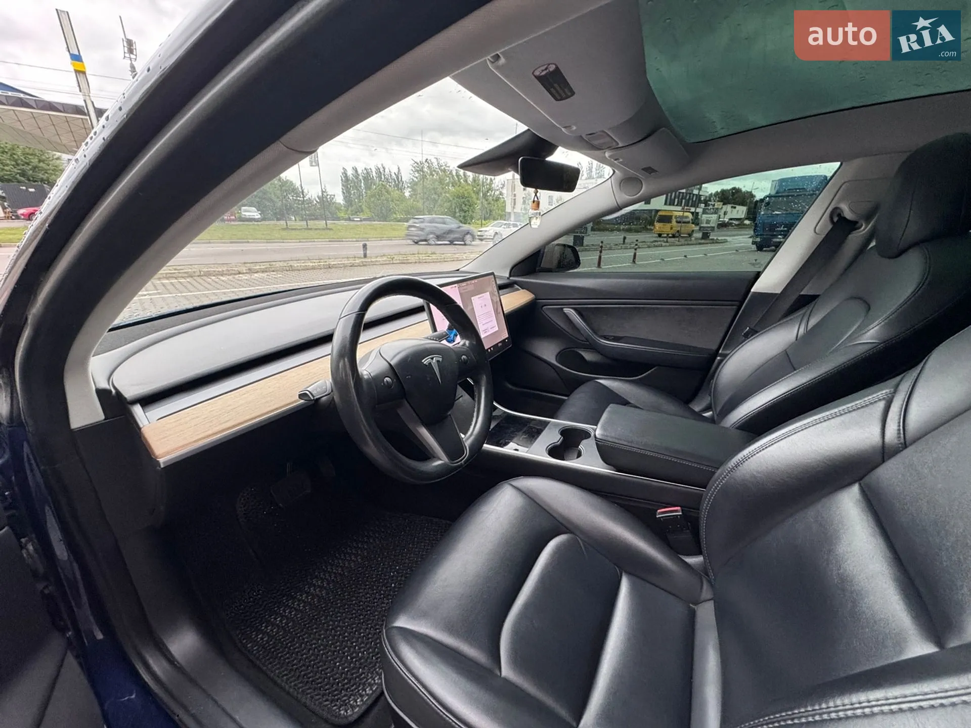 2018 Tesla Model 3 - мініатюра 14