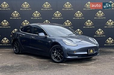 Седан Tesla Model 3 2018 в Киеве Седан Tesla Model 3 2018 в Киеве