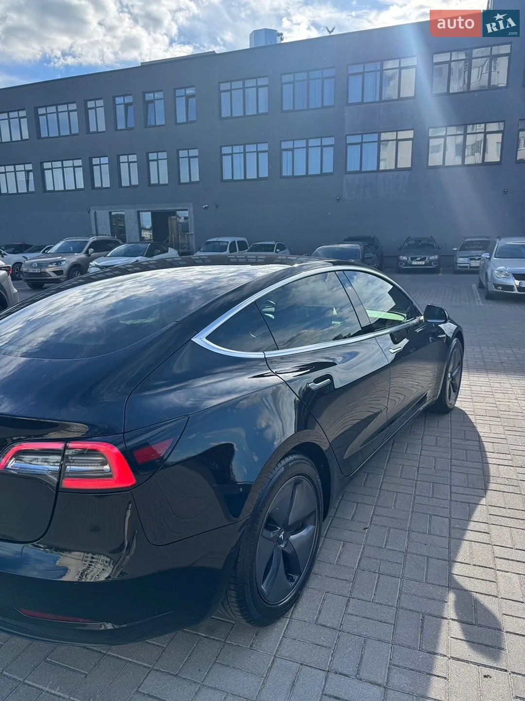 2019 Tesla Model 3 - мініатюра 5