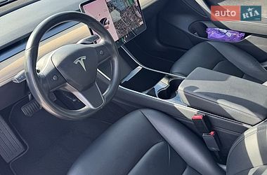 Седан Tesla Model 3 2019 в Хмельницком