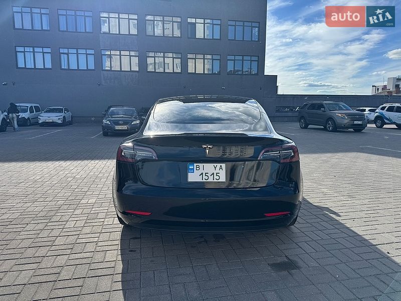 Седан Tesla Model 3 2019 в Хмельницком