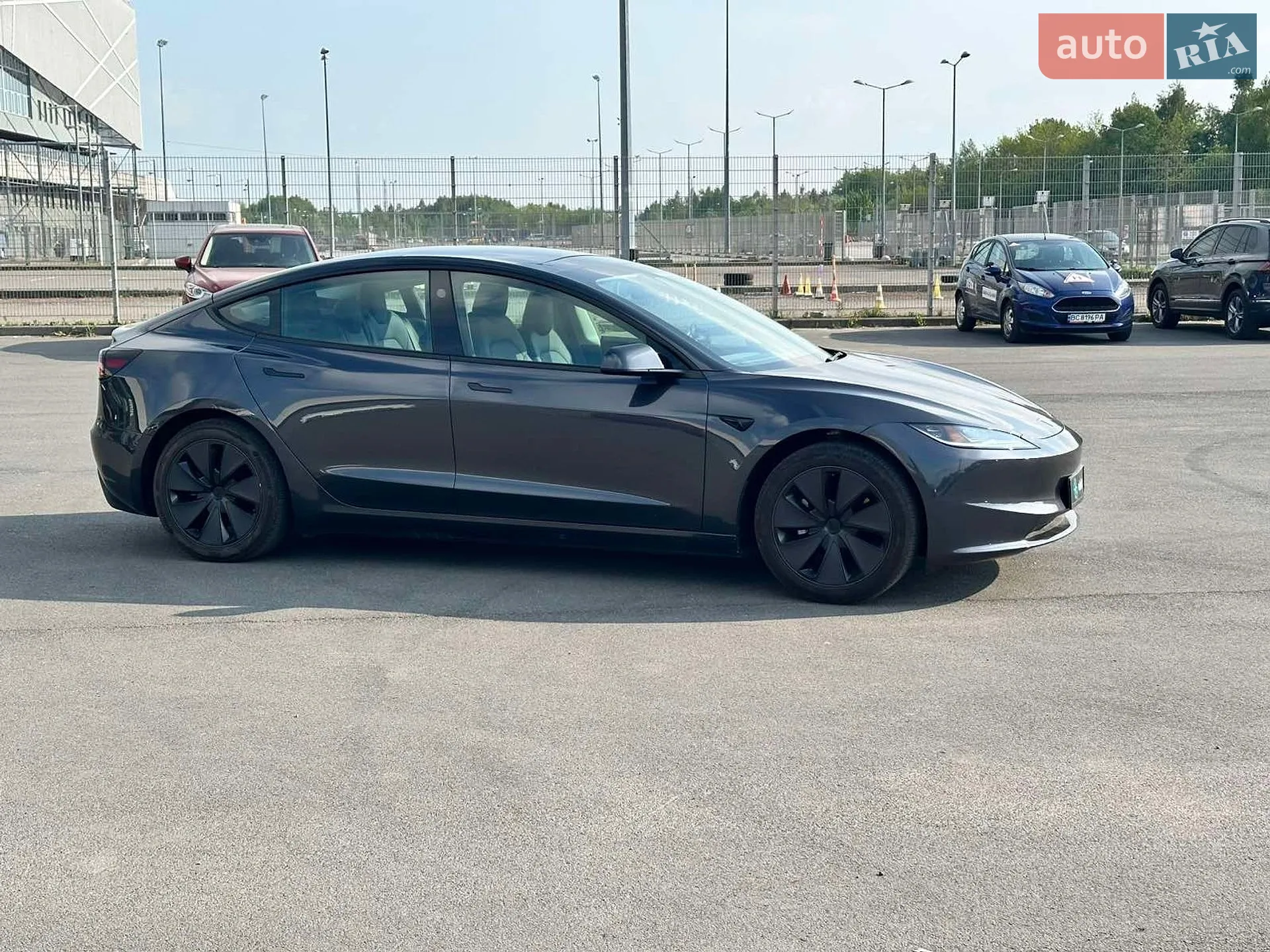 2024 Tesla Model 3 - мініатюра 5