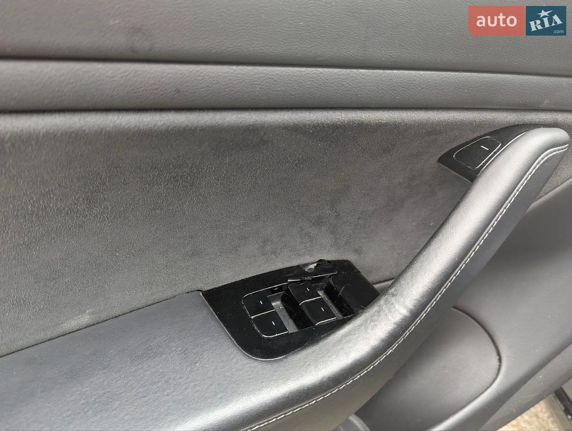 2019 Tesla Model 3 - мініатюра 9