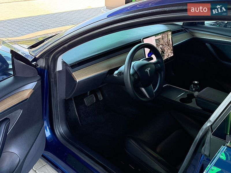 Седан Tesla Model 3 2021 в Одессе