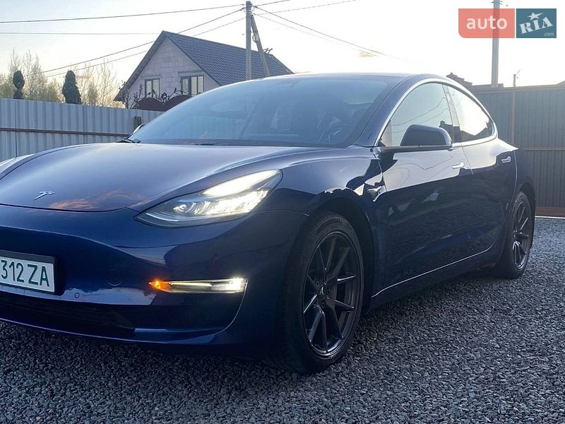 Седан Tesla Model 3 2018 в Рокитном фото 2 Седан Tesla Model 3 2018 в Рокитном