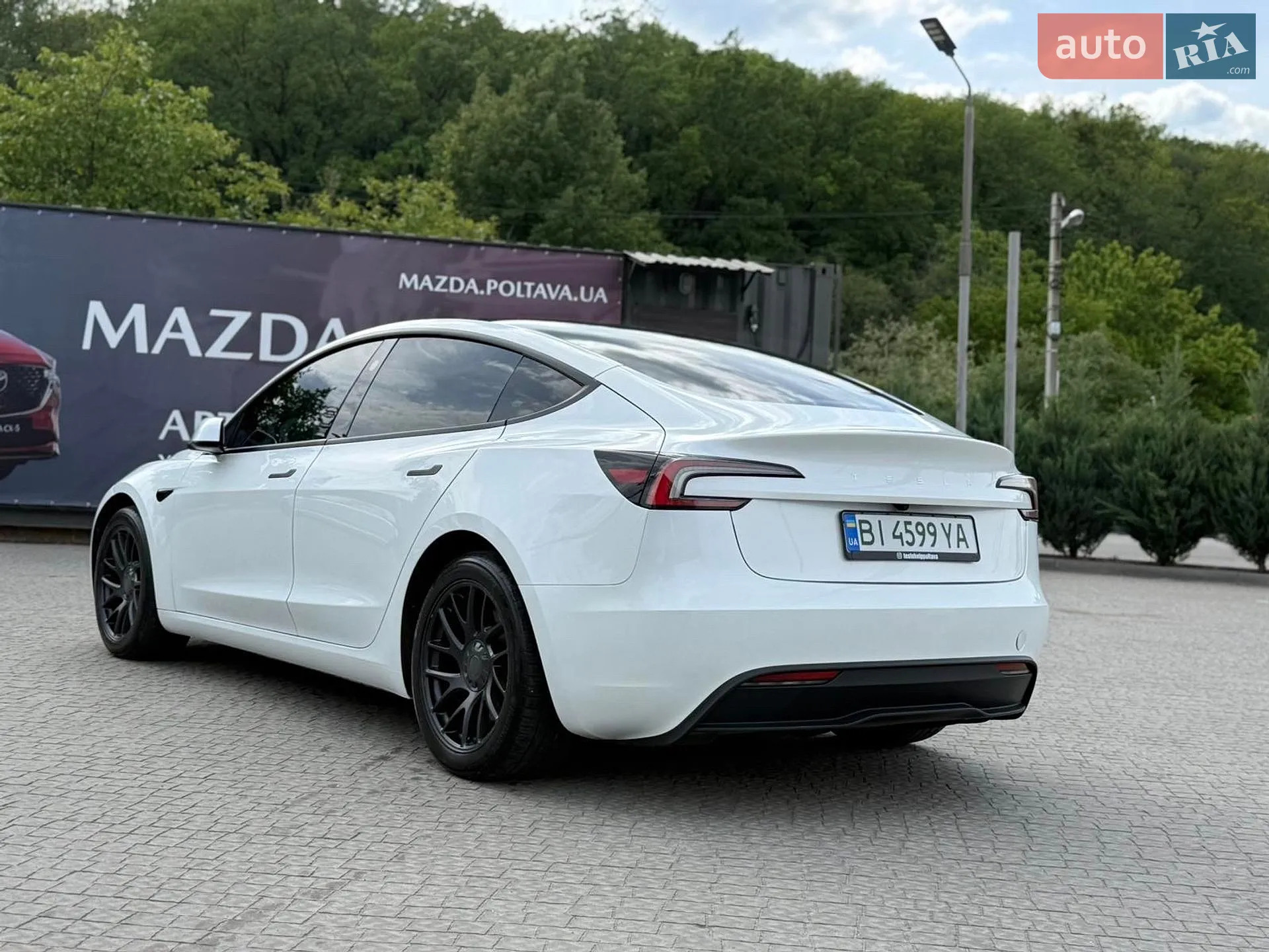 2024 Tesla Model 3 - мініатюра 5