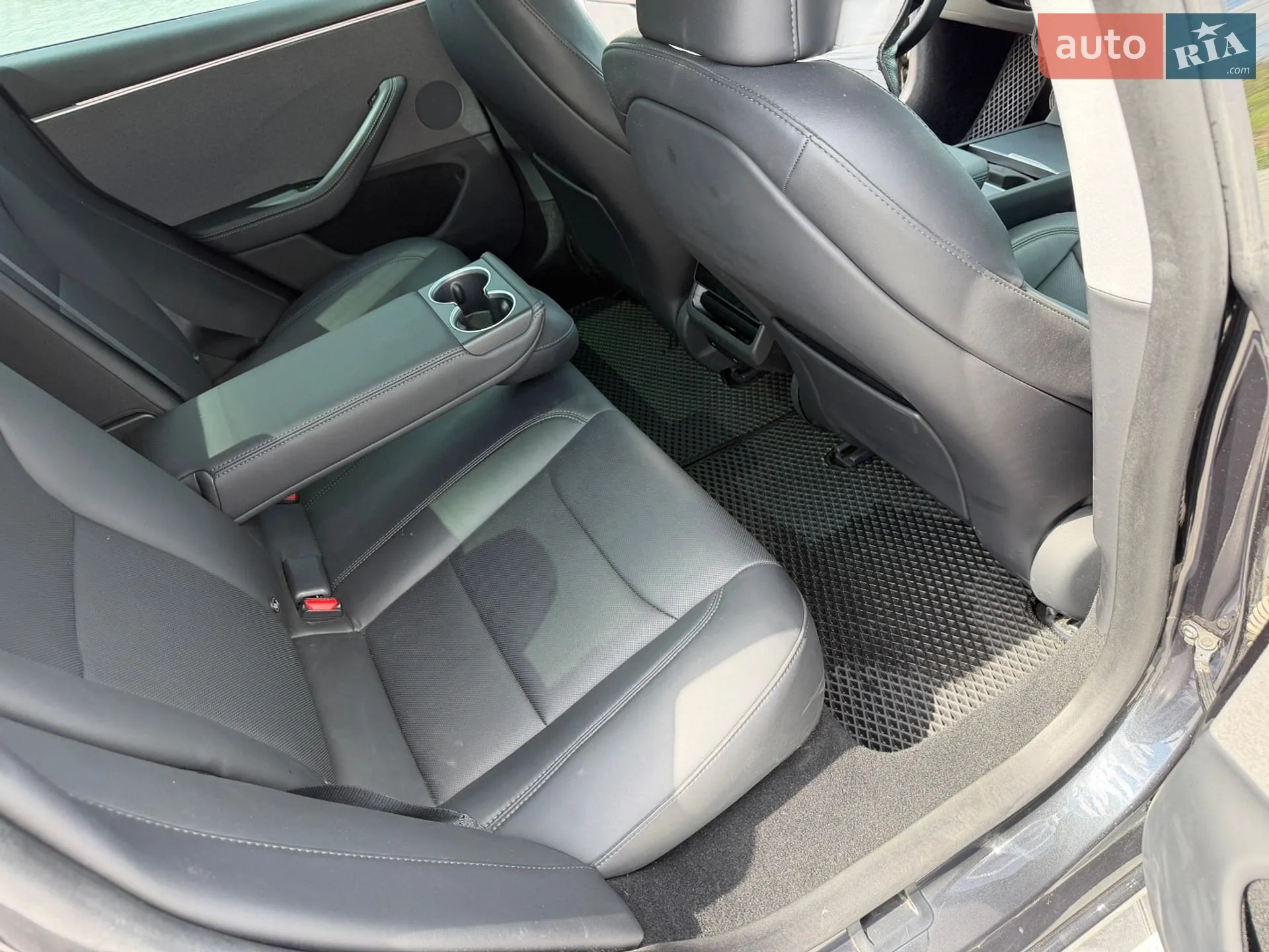 2024 Tesla Model 3 - мініатюра 16