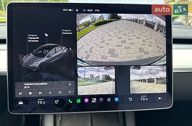 Седан Tesla Model 3 2021 в Дніпрі