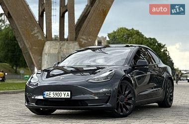 Седан Tesla Model 3 2021 в Днепре