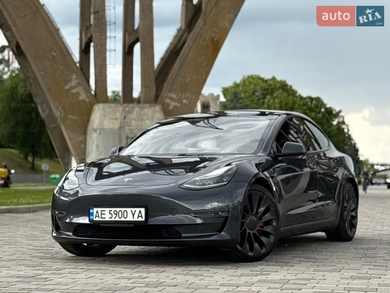 Tesla Model 3