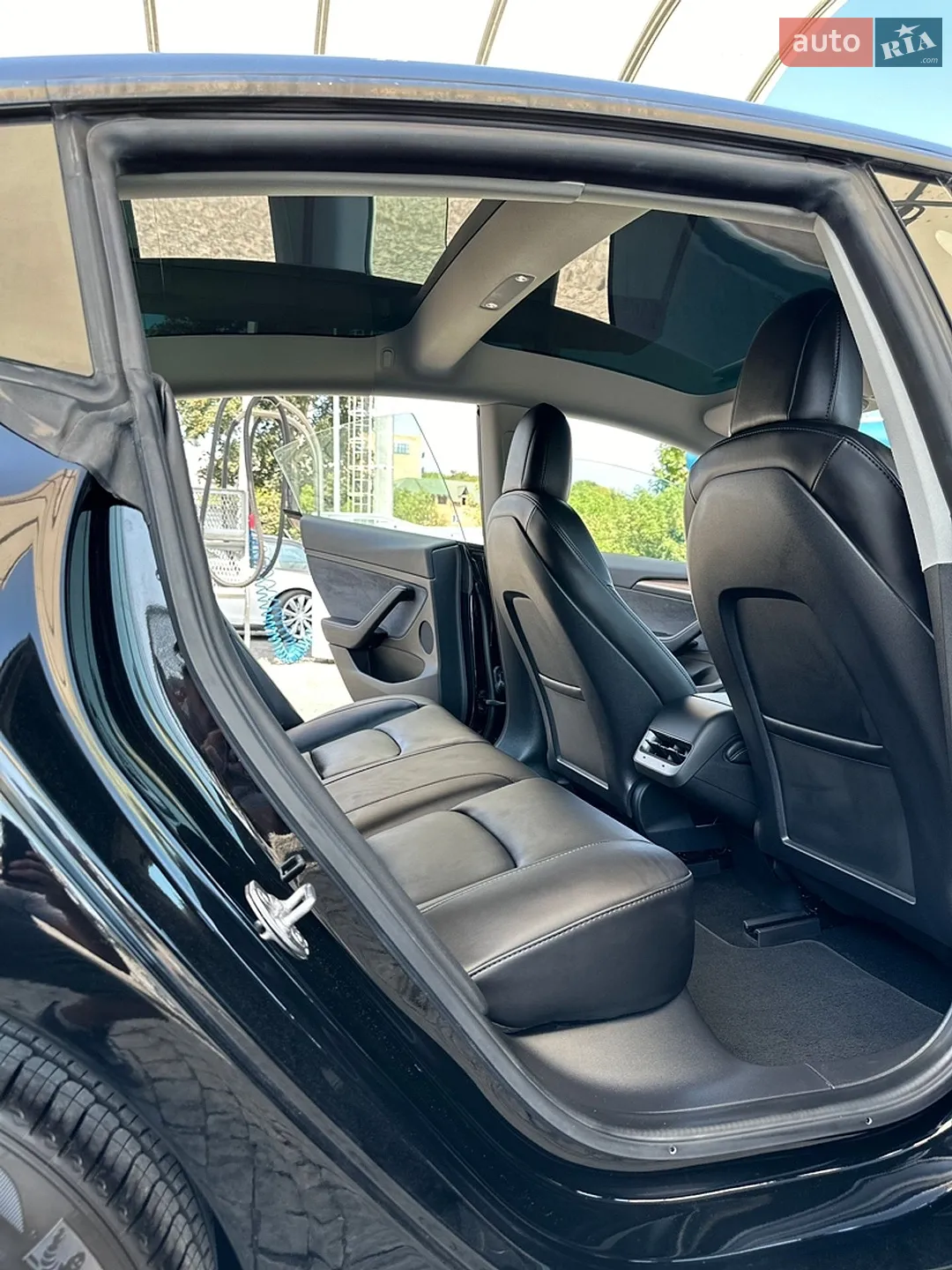 2022 Tesla Model 3 - мініатюра 11