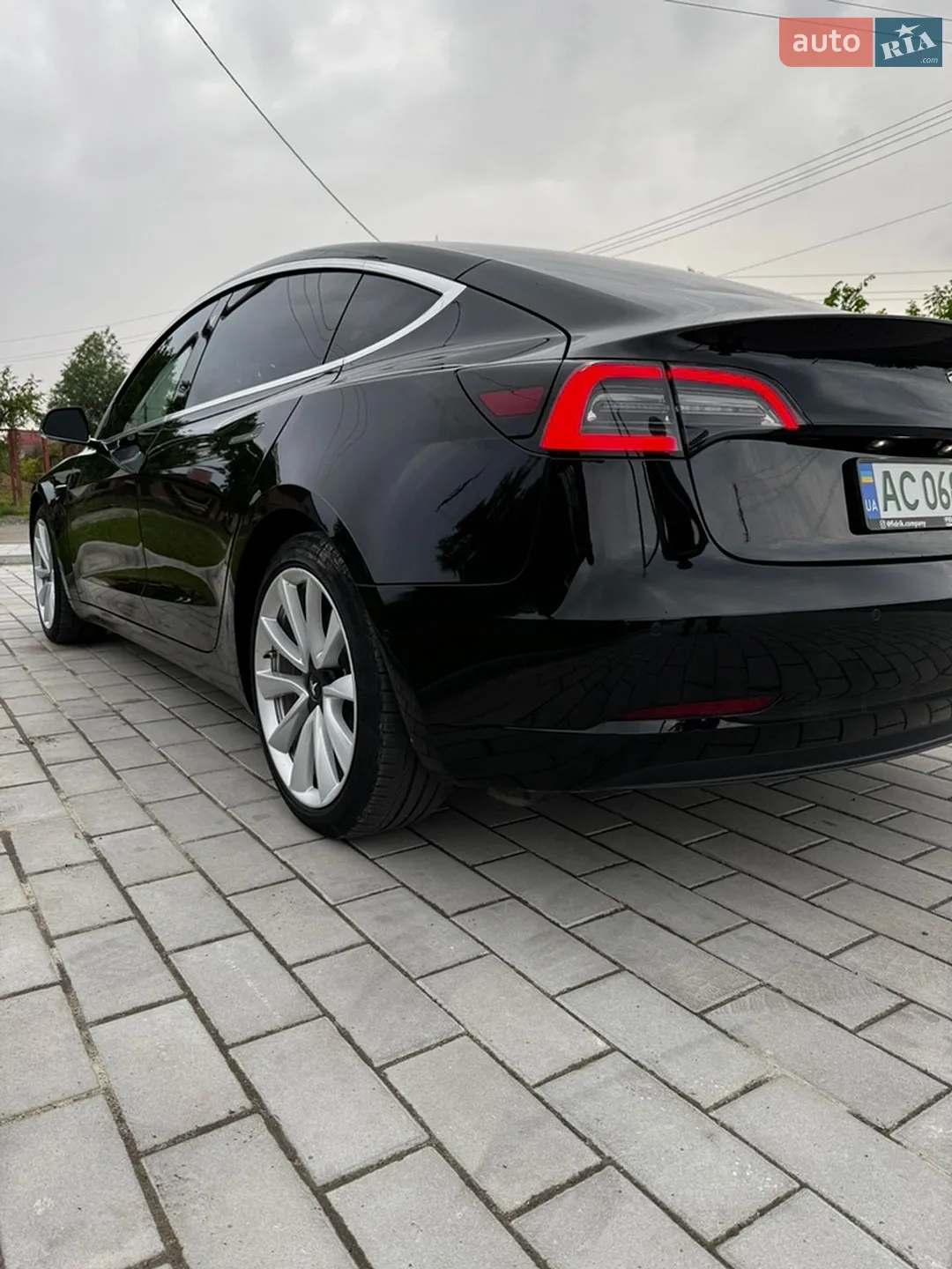 2019 Tesla Model 3 - мініатюра 3