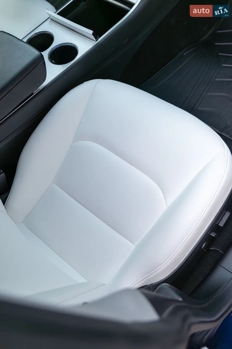 2019 Tesla Model 3 - мініатюра 14