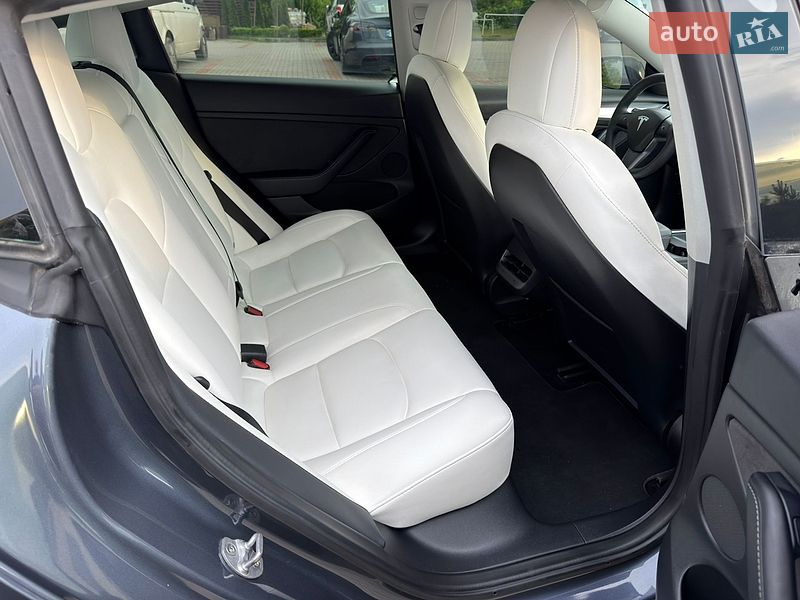 Седан Tesla Model 3 2022 в Золочеві фото 10 Седан Tesla Model 3 2022 в Золочеві