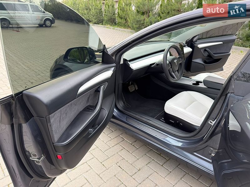 Седан Tesla Model 3 2022 в Золочеві фото 12 Седан Tesla Model 3 2022 в Золочеві