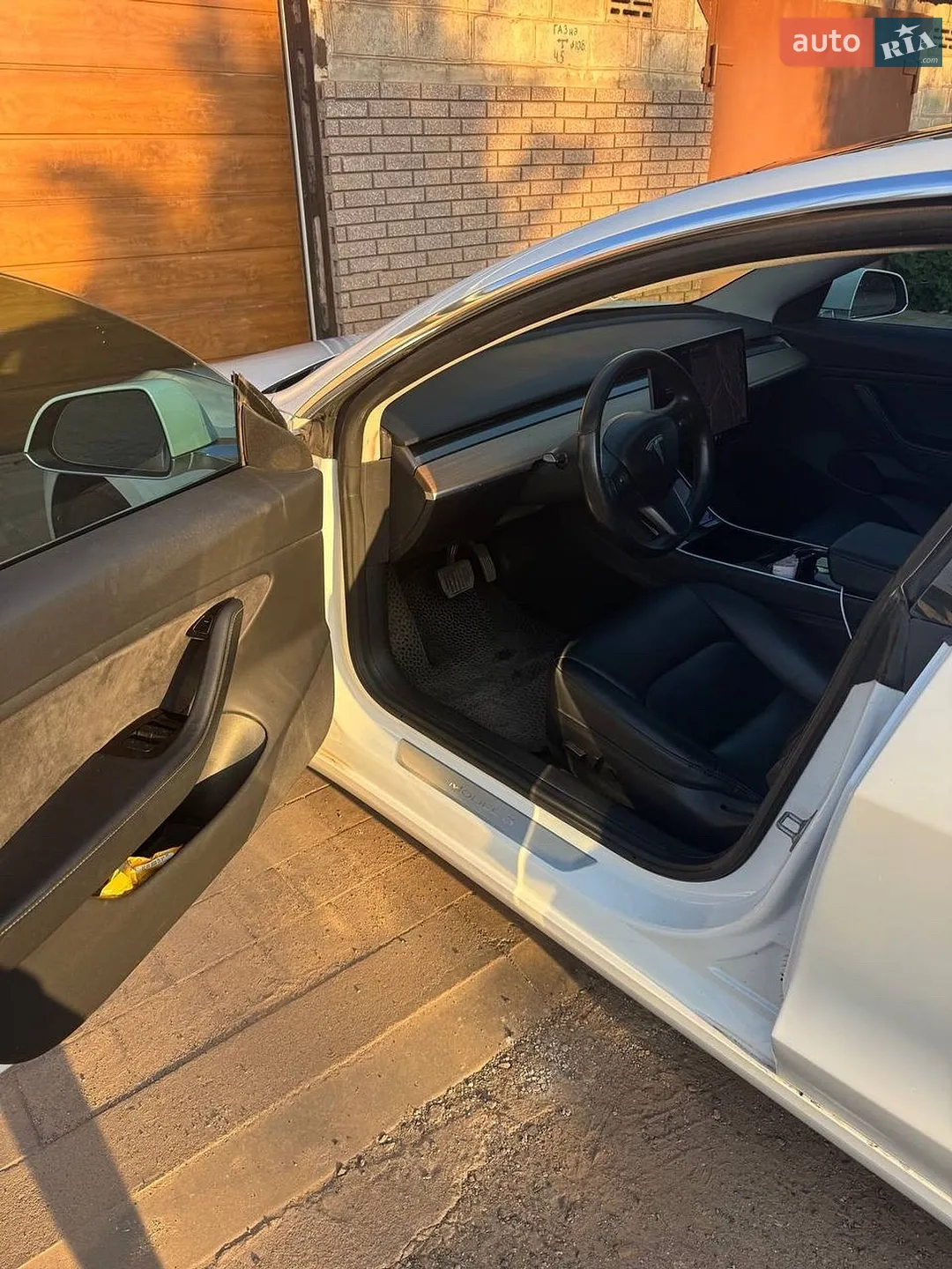 2018 Tesla Model 3 - мініатюра 4