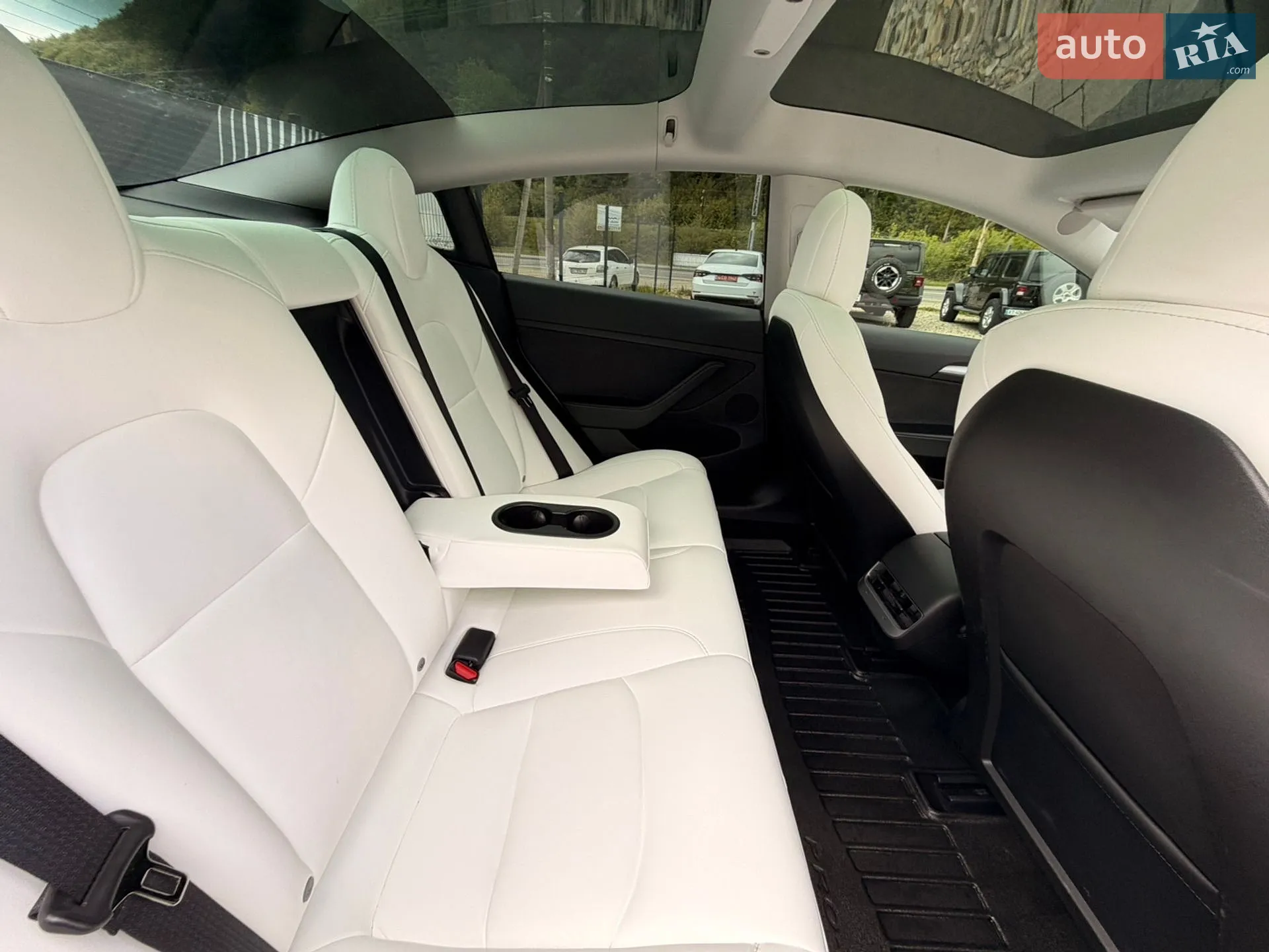 2023 Tesla Model 3 - мініатюра 38