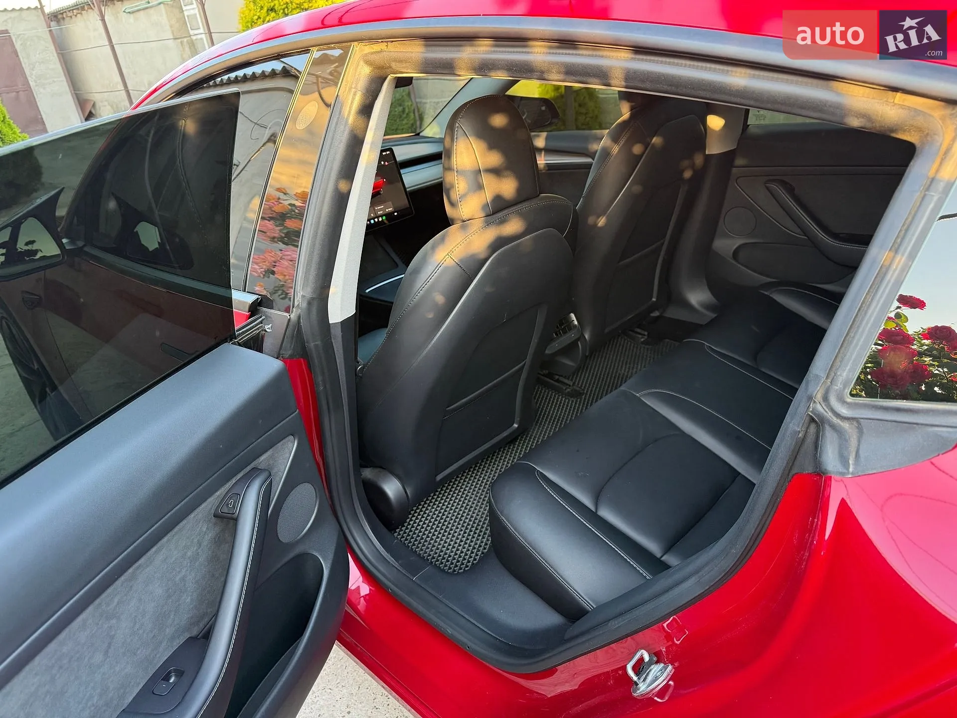 2022 Tesla Model 3 - мініатюра 9