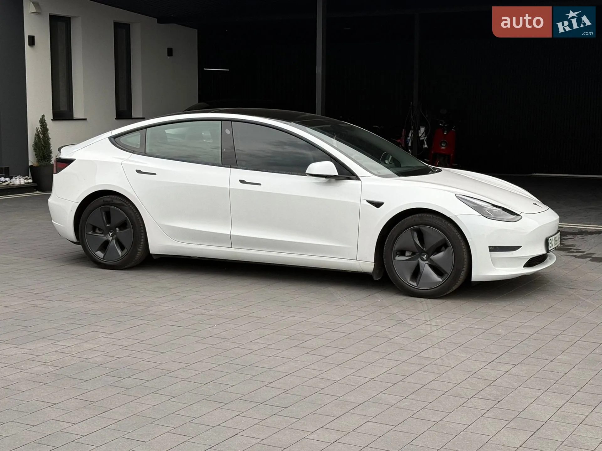 2021 Tesla Model 3 - мініатюра 10