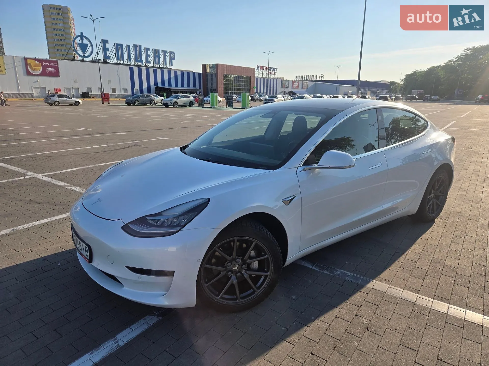 2019 Tesla Model 3 - мініатюра 3