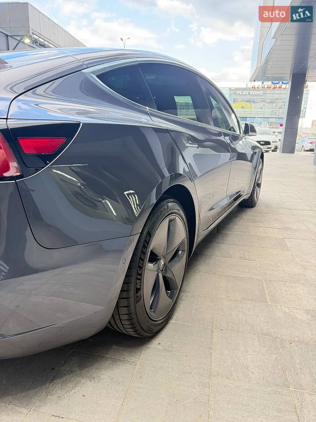 2019 Tesla Model 3 - мініатюра 8