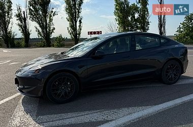 Седан Tesla Model 3 2024 в Харкові