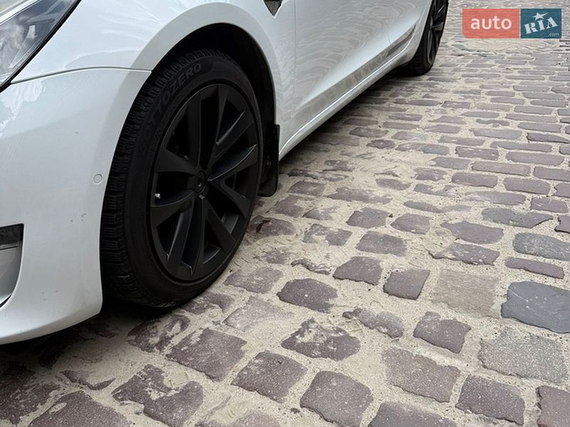Седан Tesla Model 3 2018 в Львове фото 3 Седан Tesla Model 3 2018 в Львове
