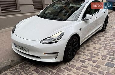 Седан Tesla Model 3 2018 в Львове фото 6 Седан Tesla Model 3 2018 в Львове