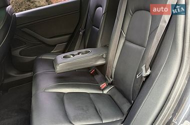 Седан Tesla Model 3 2021 в Луцьку