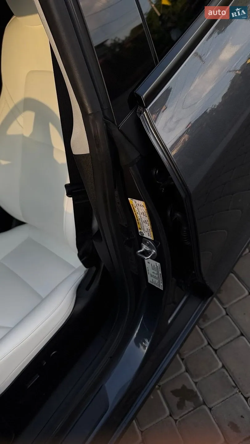 2022 Tesla Model 3 - мініатюра 18