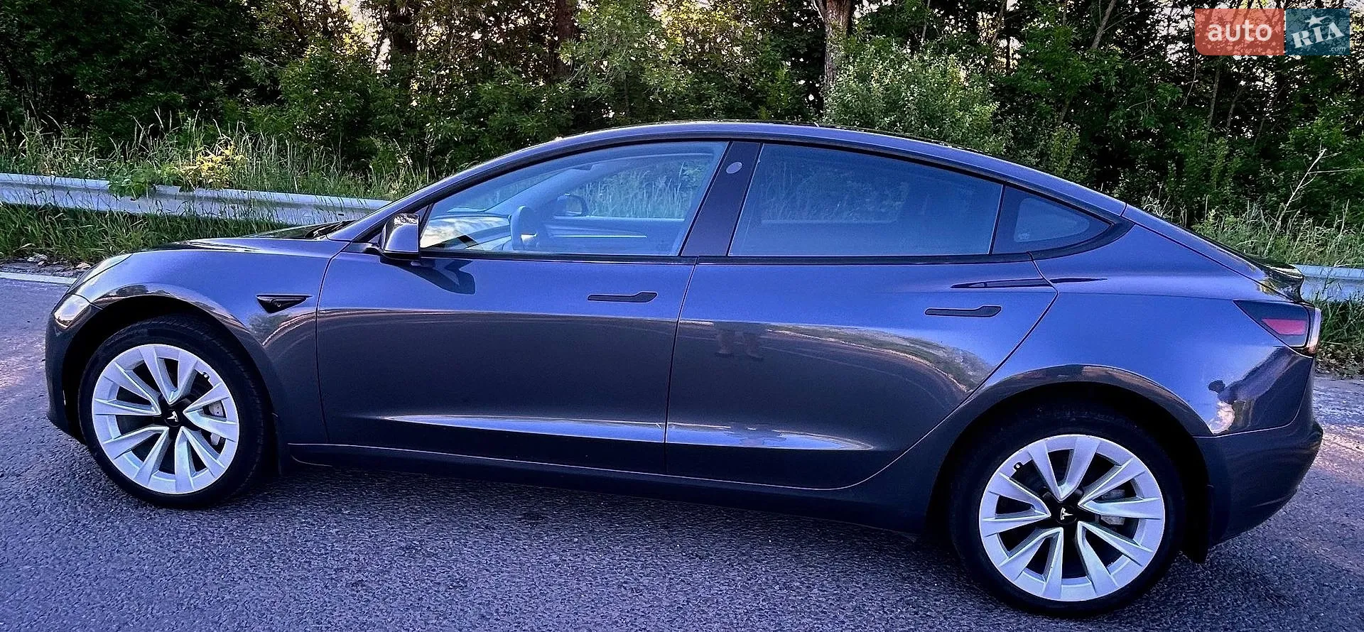 2022 Tesla Model 3 - мініатюра 5