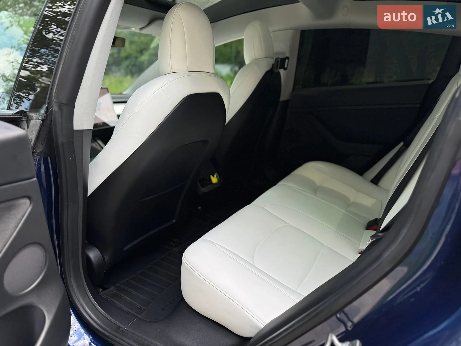 2022 Tesla Model 3 - мініатюра 9