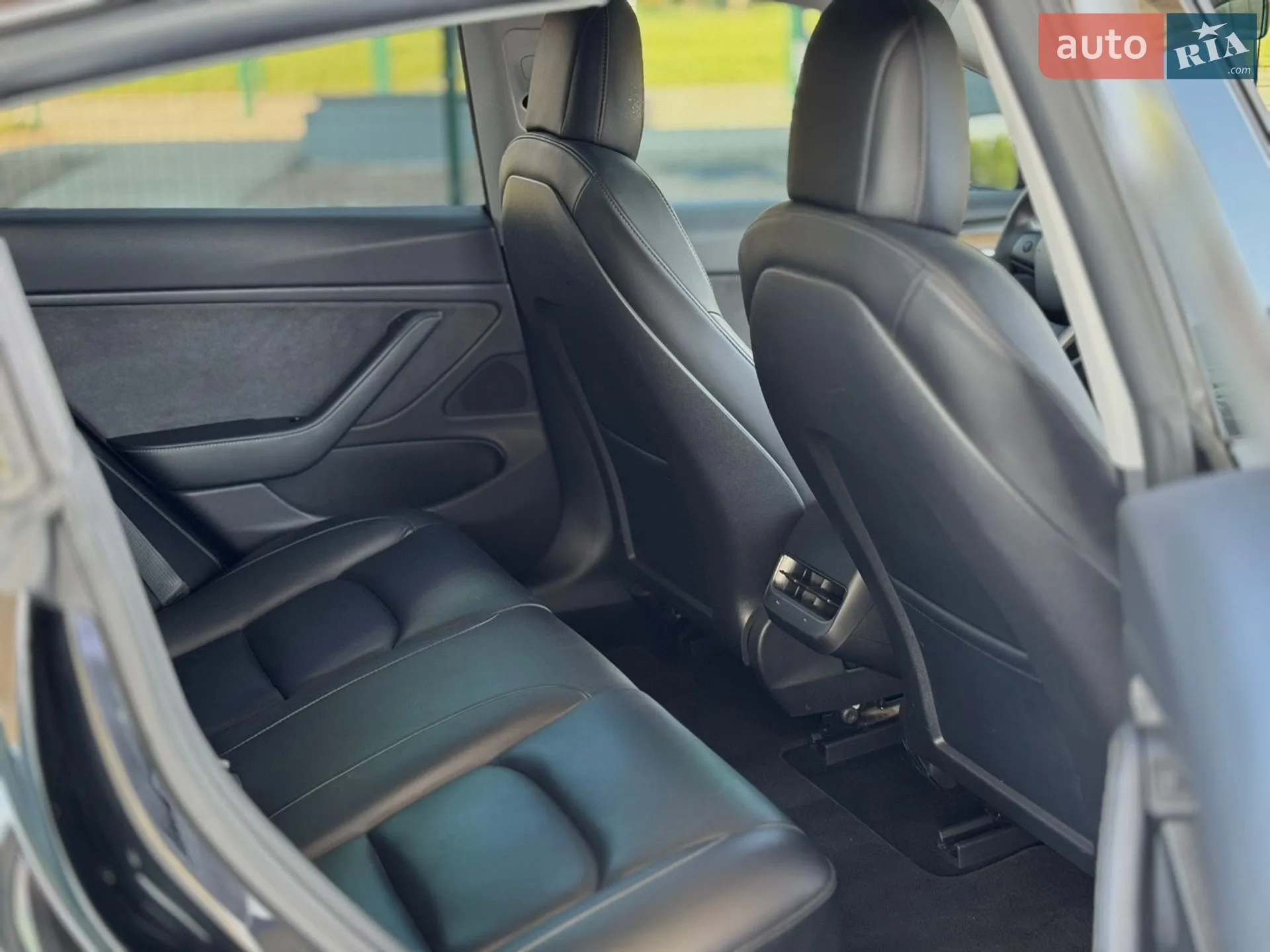 2021 Tesla Model 3 - мініатюра 11