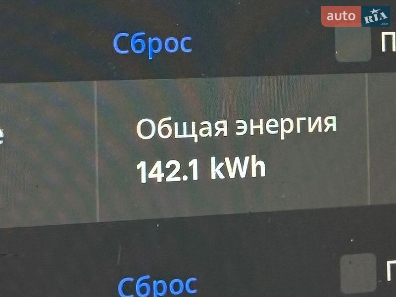 Седан Tesla Model 3 2021 в Івано-Франківську