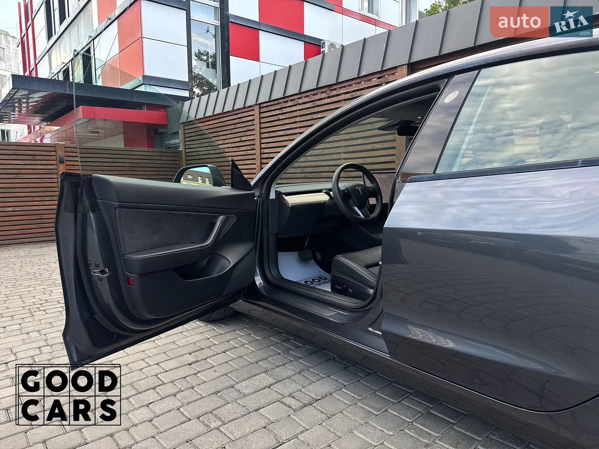 2020 Tesla Model 3 - мініатюра 26