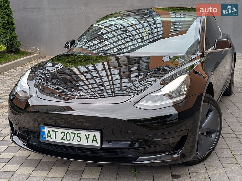 Седан Tesla Model 3 2019 в Ивано-Франковске фото 3 Седан Tesla Model 3 2019 в Ивано-Франковске