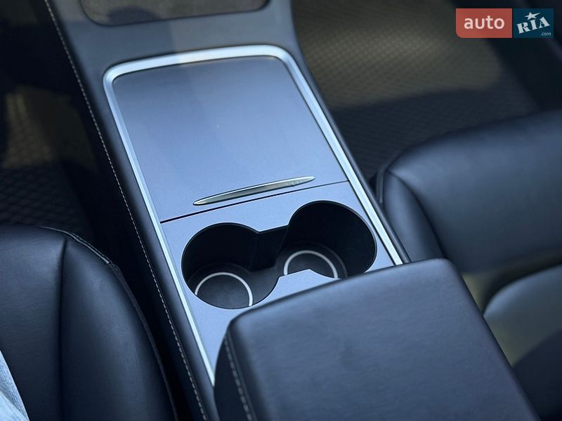 Седан Tesla Model 3 2021 в Киеве фото 21 Седан Tesla Model 3 2021 в Киеве