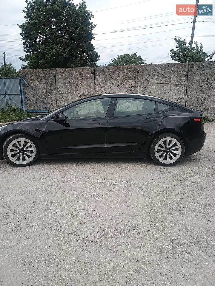 2025 Tesla Model Y - мініатюра 7