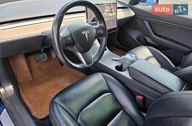 Седан Tesla Model 3 2019 в Дніпрі
